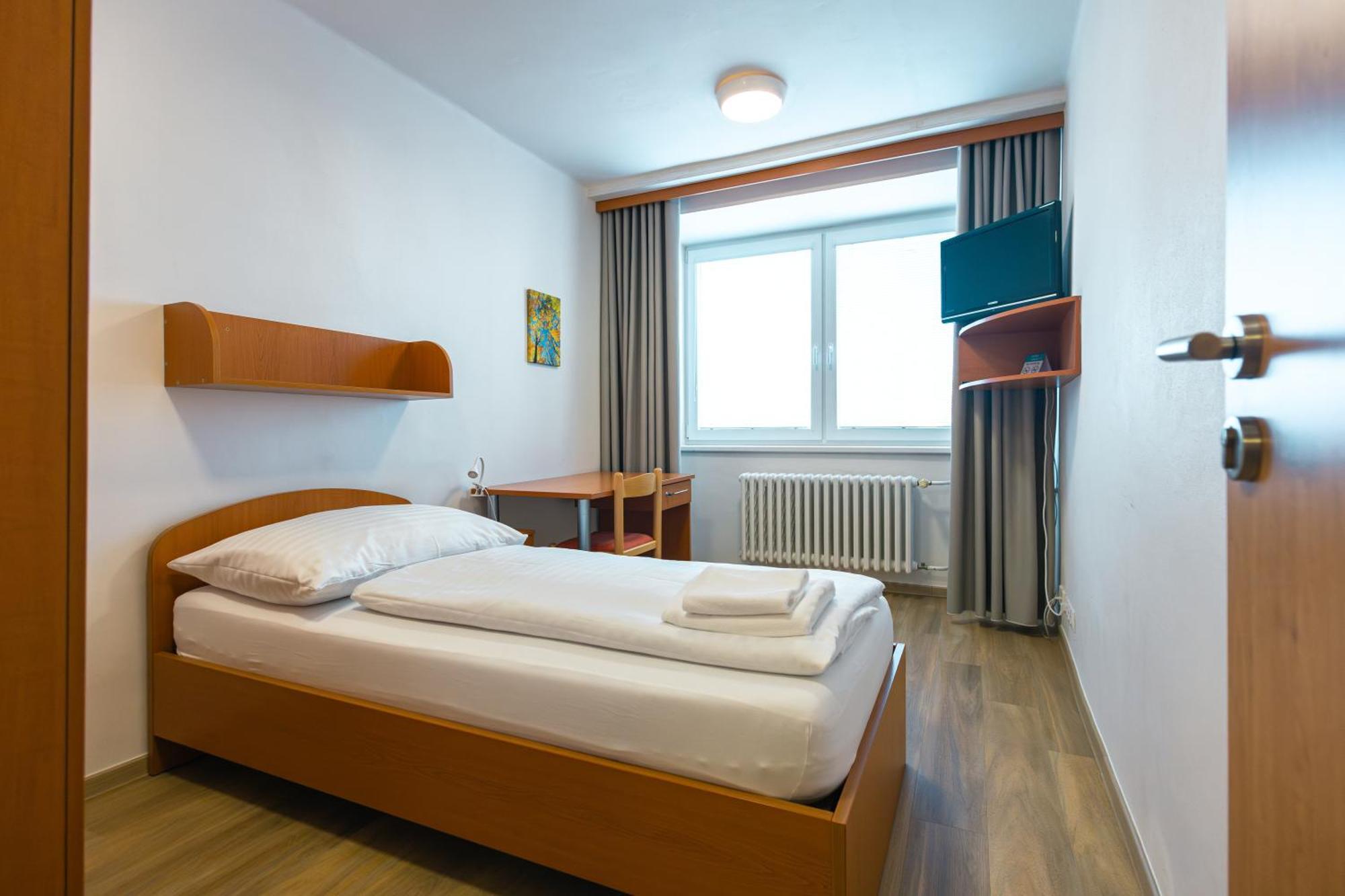 Hotel Garni Vsb Ostrava Exterior foto